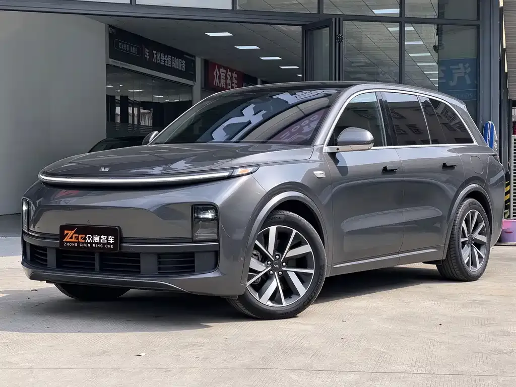 2023 Li Auto L8
