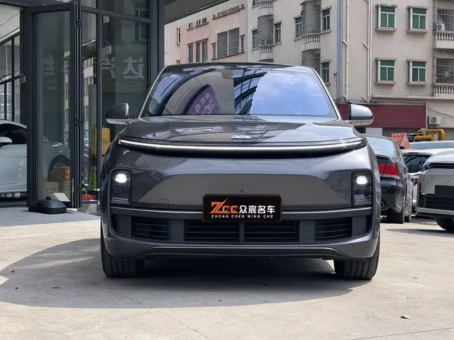 2023 Li Auto L8