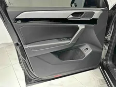 2022 Volkswagen Tayron 280TSI 2WD Luxury, чёрный — фото 11