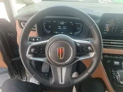 2024 Hongqi HQ9 2.0T PHEV 4WD Business — фото 11