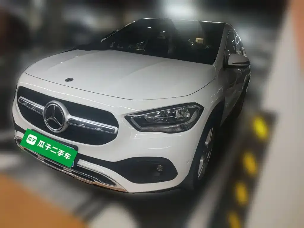 2022 Mercedes-Benz GLA 180