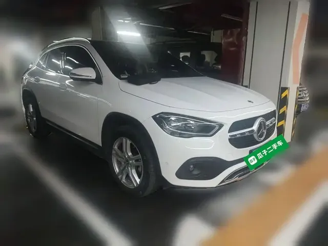 2022 Mercedes-Benz GLA 180