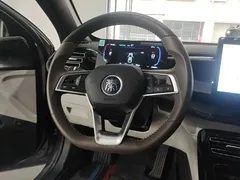 2024 BYD Qin PLUS Honor DM-i PHEV 55km Leading — фото 11