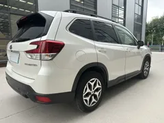 2021 Subaru Forester 2.0i Luxury, белый — фото 4