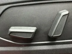 2022 Hyundai Elantra 1.5L CVT 20th Anniversary, белый — фото 15
