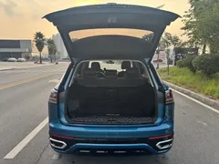 2023 Volkswagen Tayron 330TSI 2WD R-Line, синий — фото 11