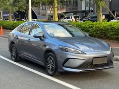 2025 BYD Seal 05 PHEV 120KM Smart Driving Flagship — фото 3