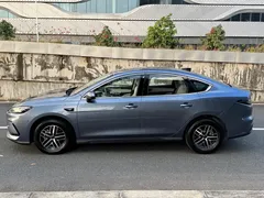 2025 BYD Seal 05 PHEV 120KM Smart Driving Flagship — фото 4