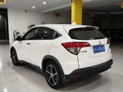 2022 Honda Vezel 1.5L CVT Pioneer, белый — фото 6