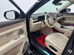 2024 Aito M7 1.5T RWD Smart Driving Ultra 5-seat, чёрный — фото 12