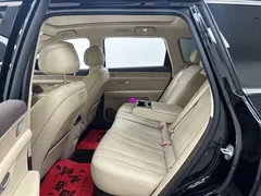 2024 Aito M7 1.5T RWD Smart Driving Ultra 5-seat, чёрный — фото 17
