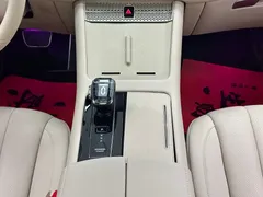 2024 Aito M7 1.5T RWD Smart Driving Ultra 5-seat, чёрный — фото 26