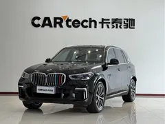 2022 BMW X5 30Li Premium M Sport Package, чёрный — фото 1