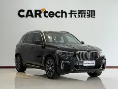 2022 BMW X5 30Li Premium M Sport Package, чёрный — фото 3