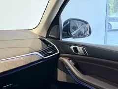 2022 BMW X5 30Li Premium M Sport Package, чёрный — фото 14