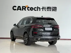 2022 BMW X5 30Li Premium M Sport Package, чёрный — фото 18