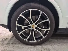 2023 Porsche Cayenne E-Hybrid 2.0T PHEV Platinum, синий — фото 7