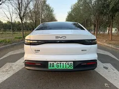 2025 BYD Seal 05 PHEV DM-i Smart Drive 55km Luxury, белый — фото 5