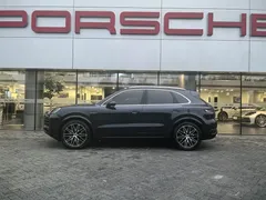 2024 Porsche Cayenne Coupé E-Hybrid 2.0T PHEV, синий — фото 3
