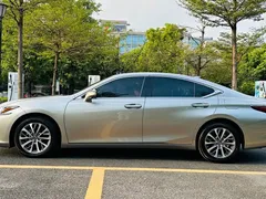2023 Lexus ES 260 Excellence, белый — фото 5