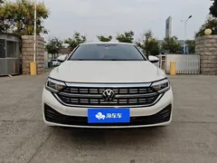 2023 Volkswagen Sagitar 280TSI DSG Plus, белый — фото 2