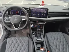 2023 Volkswagen Sagitar 280TSI DSG Plus, белый — фото 12