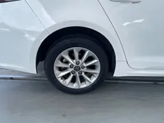 2021 Toyota Corolla 1.2T S-CVT Elite Plus, белый — фото 8