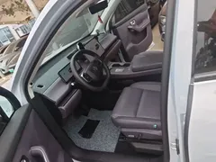 2026 Leapmotor C16 EV 580 Premium 6-seat — фото 15