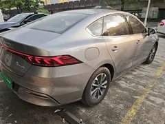 2023 BYD Qin PLUS Champion DM-i PHEV 55KM Leading — фото 7