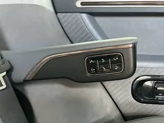 2025 Zeekr Mix Smart Driving, белый — фото 19