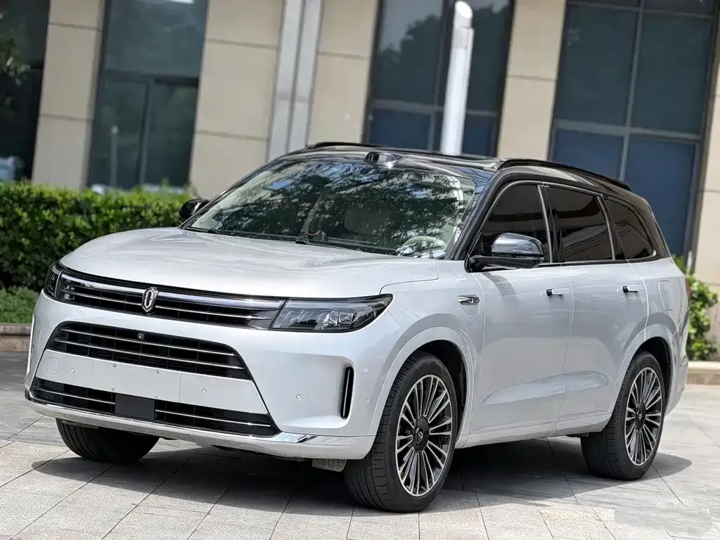2024 Aito M7 1.5T 4WD Max 6-seat
