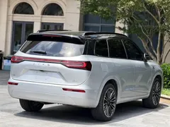 2024 Aito M7 1.5T 4WD Max 6-seat — фото 10