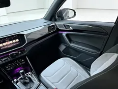 2021 Volkswagen Tayron 380TSI 4WD R-Line Smart Connect — фото 4