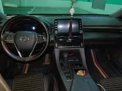 2019 Toyota Avalon 2.0L Luxury, чёрный — фото 12