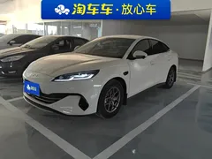 2025 BYD Seal 06 DM-i PHEV Smart Driving 80km Luxury — фото 1