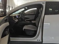 2025 BYD Seal 06 DM-i PHEV Smart Driving 80km Luxury — фото 9