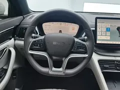 2025 BYD Song PLUS DM-i 112KM PHEV Premium, белый — фото 15