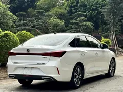 2022 Changan Eado PLUS 1.4T GDI DCT Premium, белый — фото 4