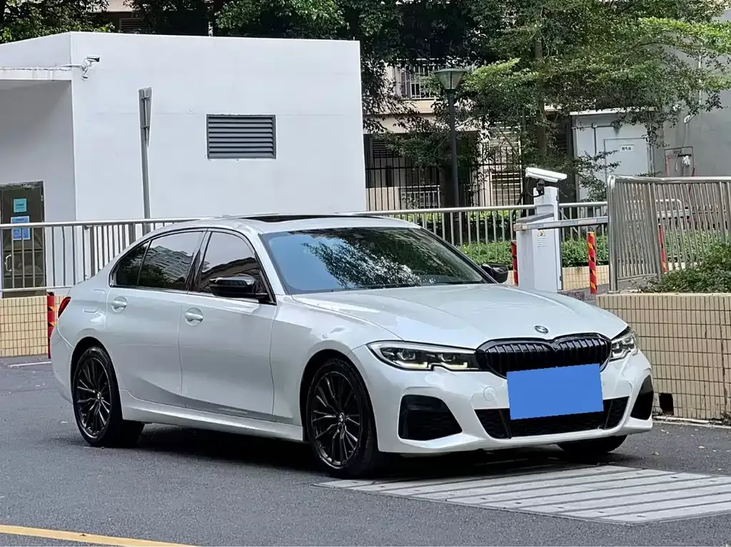 2021 BMW 3 Series 325Li M Sport Night Package