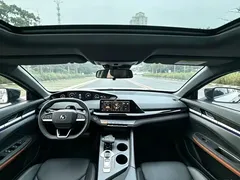 2022 Changan UNI-V 1.5T Sport — фото 4