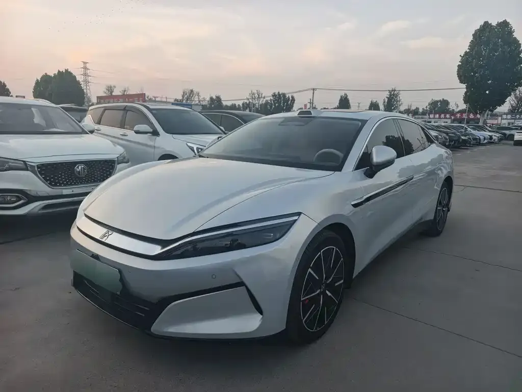 2025 BYD Han L EV 701km Lidar Flagship