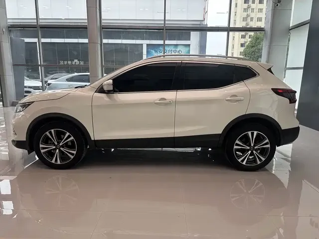 2022 Nissan Qashqai 2.0L CVT XV Prem Luxury