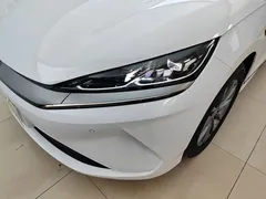 2025 BYD Qin L EV 545km Superior, белый — фото 24
