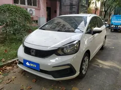 2021 Honda Fit 1.5L CVT, белый — фото 1