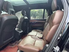 2021 Volvo XC90 7-seat, чёрный — фото 5