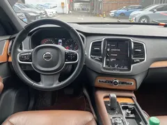 2021 Volvo XC90 7-seat, чёрный — фото 15
