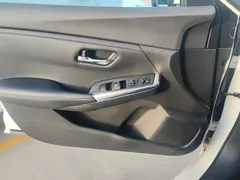2021 Nissan Sylphy 1.6L XL CVT, белый — фото 7