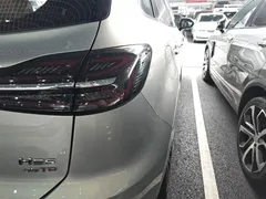 2023 Hongqi HS5 2.0T 4WD Pro — фото 8