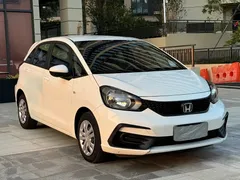 2023 Honda Fit 1.5L CVT, белый — фото 3