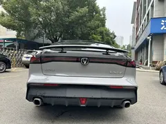 2022 Changan UNI-V 1.5T Premium — фото 19